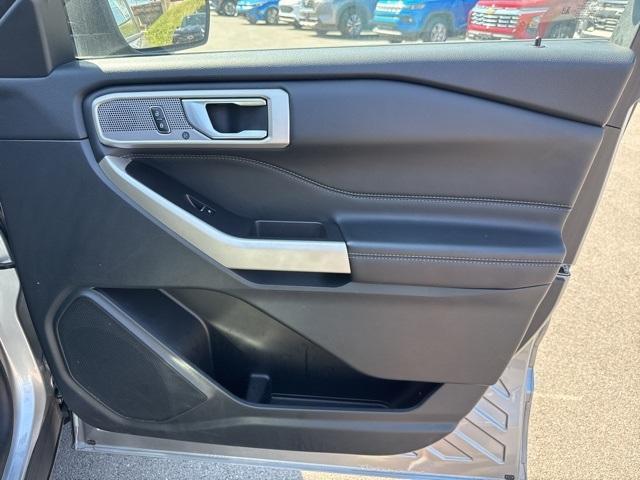 used 2023 Ford Explorer car, priced at $30,998