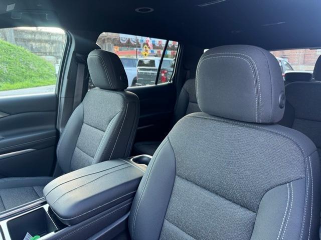 new 2026 Chevrolet Traverse car, priced at $43,345