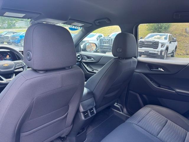 new 2025 Chevrolet Equinox car, priced at $29,975