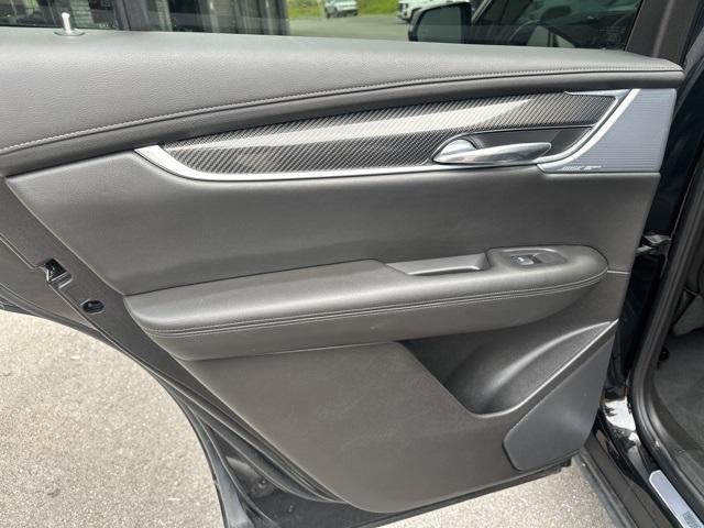 used 2024 Cadillac XT6 car, priced at $52,000