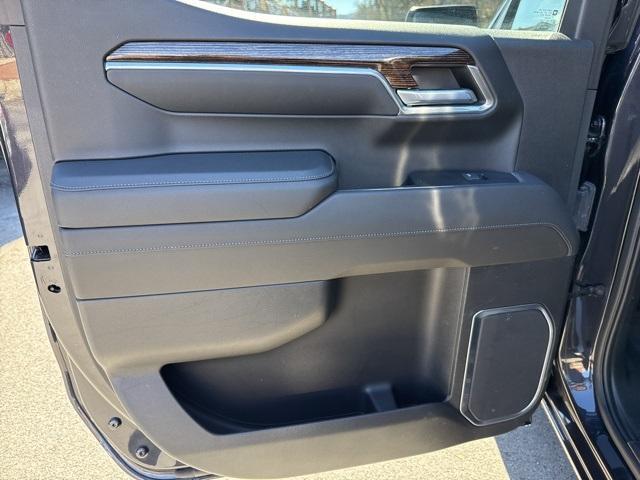 used 2022 GMC Sierra 1500 car, priced at $37,933