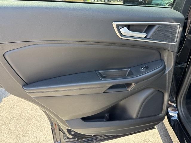 used 2024 Ford Edge car, priced at $24,000