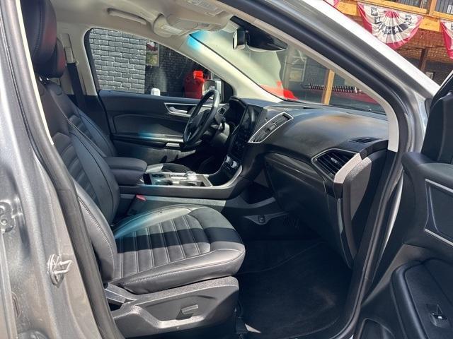 used 2024 Ford Edge car, priced at $22,998
