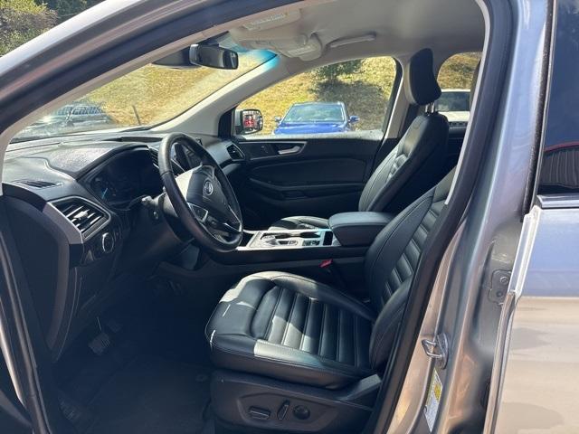 used 2024 Ford Edge car, priced at $22,998