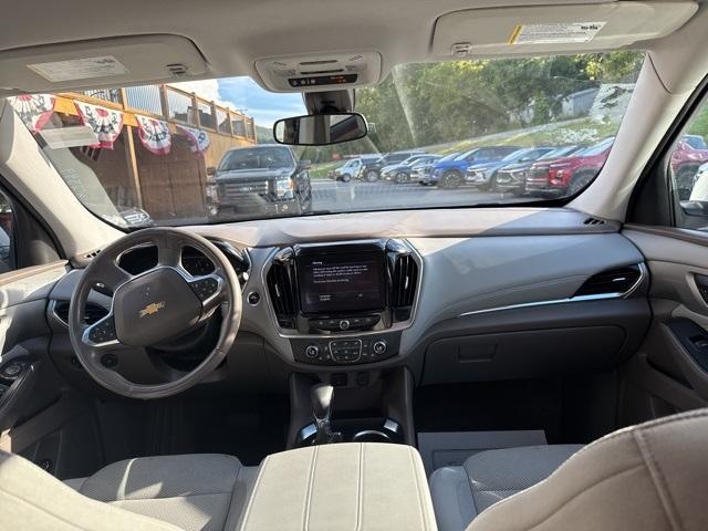 used 2021 Chevrolet Traverse car, priced at $22,200