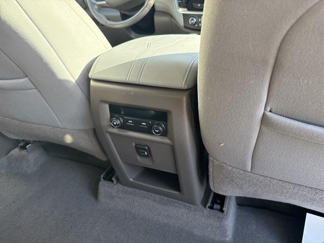 used 2021 Chevrolet Traverse car, priced at $22,200
