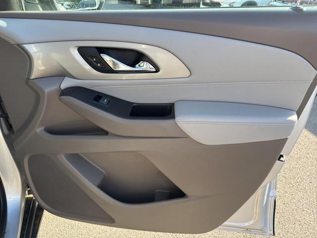 used 2021 Chevrolet Traverse car, priced at $22,200