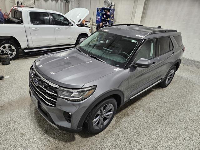 new 2025 Ford Explorer car, priced at $42,895