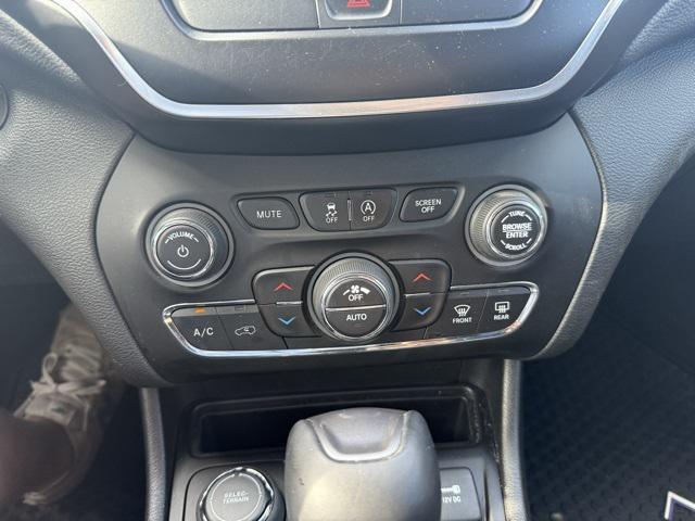 used 2019 Jeep Cherokee car, priced at $20,000