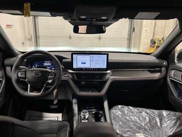 new 2025 Ford Explorer car, priced at $55,828