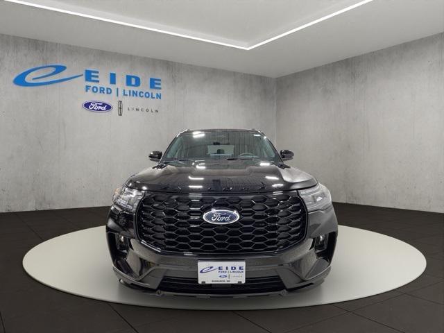 new 2025 Ford Explorer car, priced at $48,992