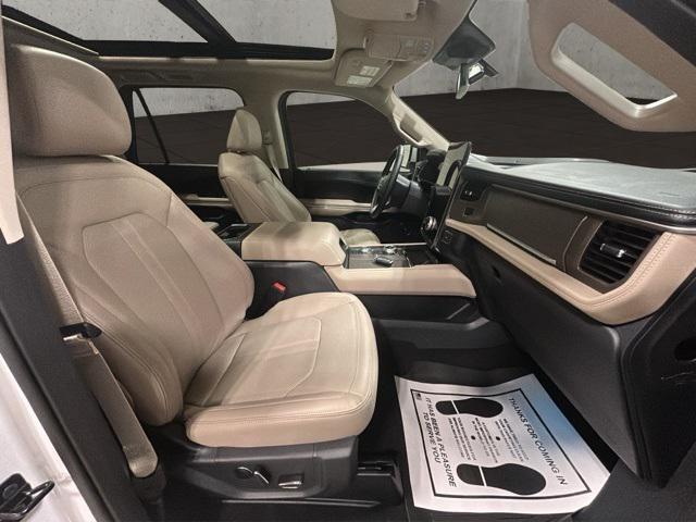 used 2024 Ford Expedition car, priced at $59,000