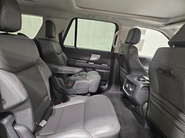 new 2025 Ford Expedition Max car, priced at $71,600