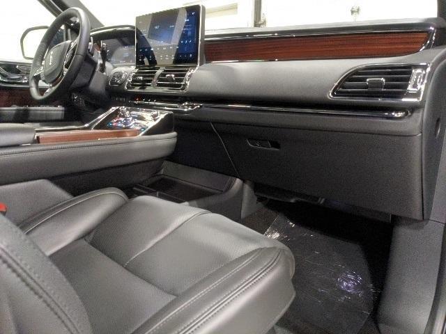 new 2024 Lincoln Navigator L car, priced at $103,091