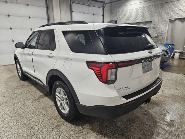 new 2025 Ford Explorer car, priced at $39,935