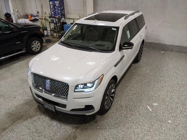 new 2024 Lincoln Navigator car, priced at $89,577