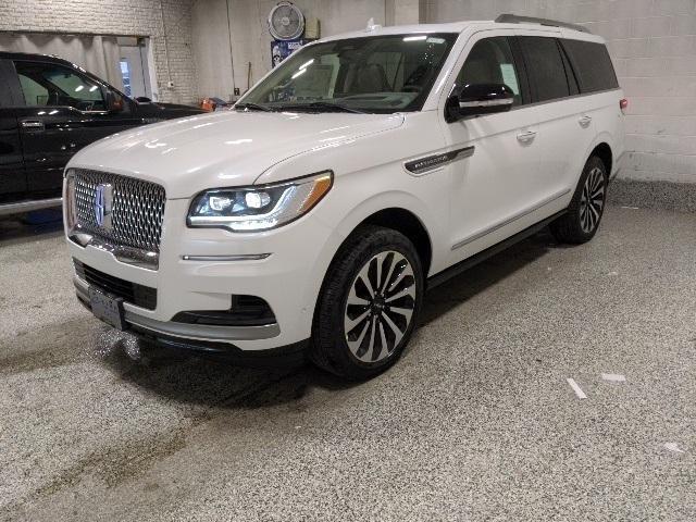 new 2024 Lincoln Navigator car, priced at $89,577