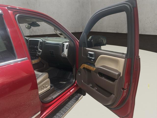 used 2018 GMC Sierra 1500 car, priced at $28,000