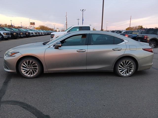 used 2020 Lexus ES 350 car, priced at $31,000