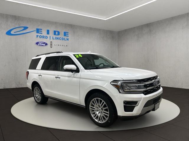 used 2024 Ford Expedition car, priced at $44,000