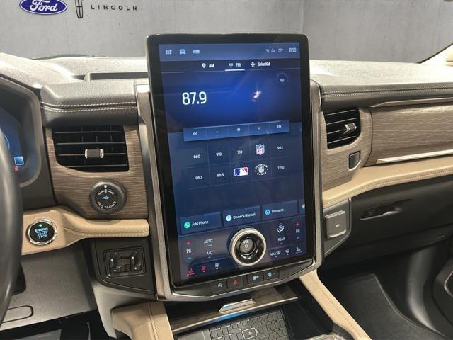 used 2024 Ford Expedition car, priced at $44,000