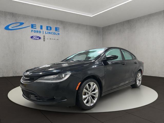used 2015 Chrysler 200 car, priced at $6,000