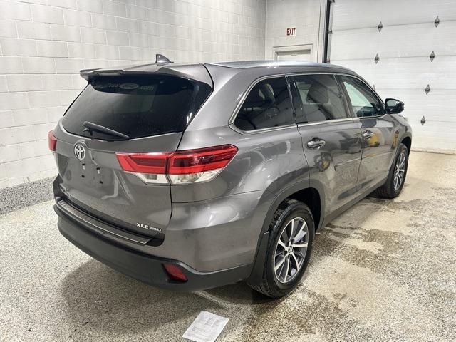 used 2019 Toyota Highlander car, priced at $28,000