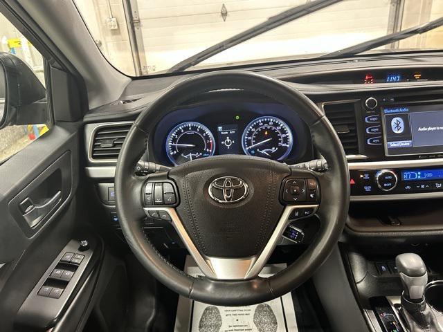 used 2019 Toyota Highlander car, priced at $28,000