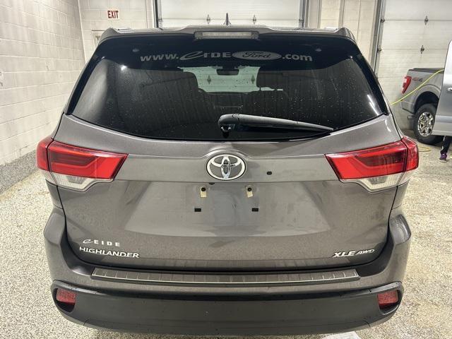 used 2019 Toyota Highlander car, priced at $28,000