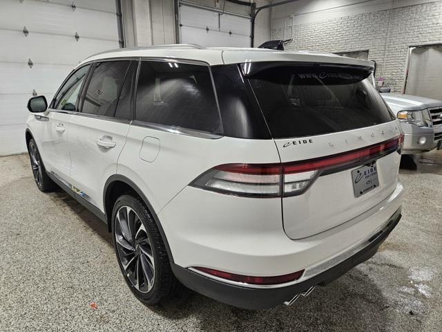 new 2025 Lincoln Aviator car, priced at $72,425