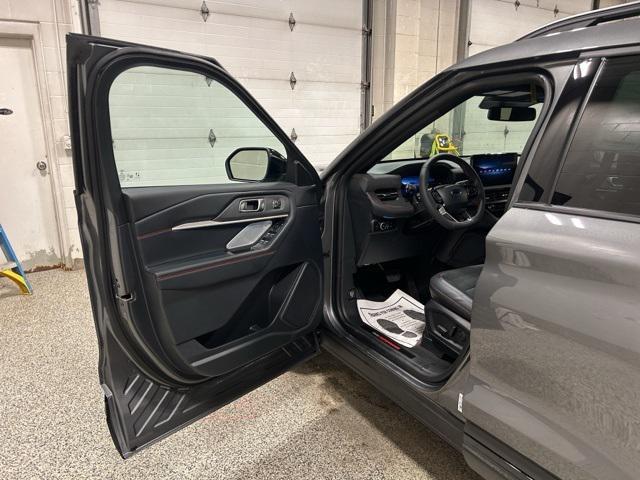 new 2025 Ford Explorer car, priced at $57,057