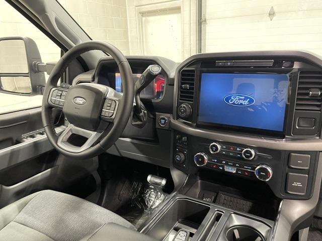 new 2025 Ford F-150 car, priced at $54,386