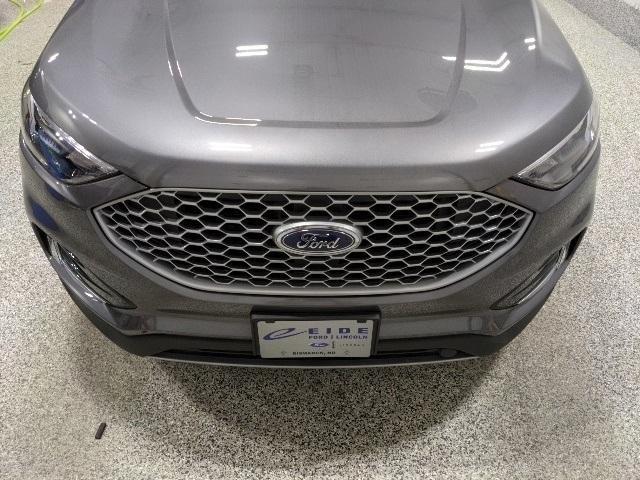 new 2024 Ford Edge car, priced at $37,008