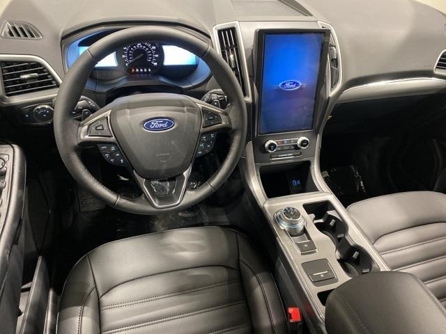 new 2024 Ford Edge car, priced at $37,008