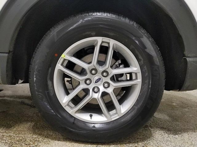 new 2025 Ford Explorer car, priced at $40,776