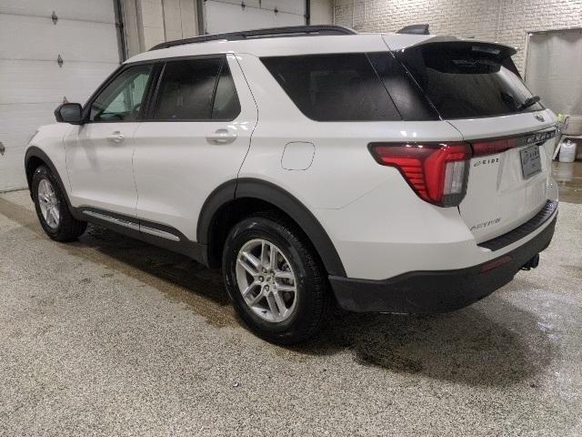new 2025 Ford Explorer car, priced at $40,776