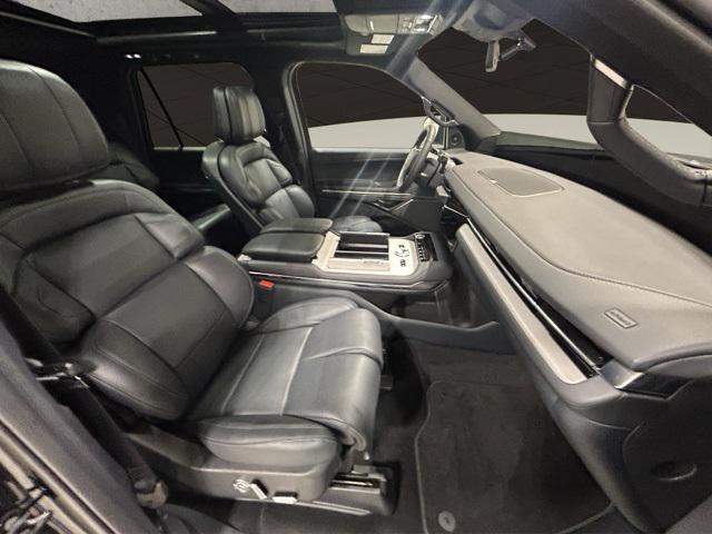 new 2025 Lincoln Navigator car, priced at $103,190