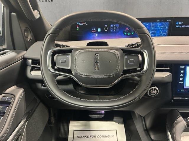 new 2025 Lincoln Navigator car, priced at $103,190