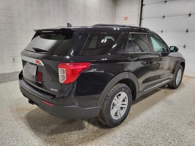 new 2024 Ford Explorer car, priced at $39,880