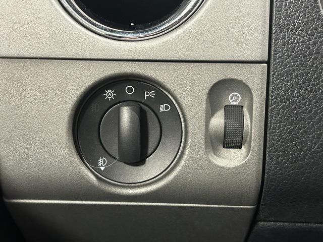 used 2006 Ford F-150 car, priced at $5,500