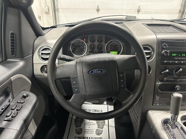 used 2006 Ford F-150 car, priced at $5,500