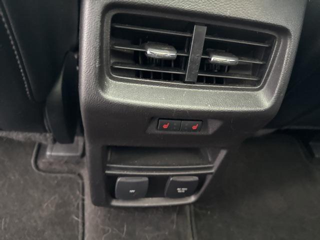 used 2015 Ford Edge car, priced at $14,000