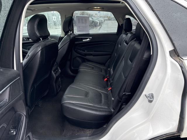 used 2015 Ford Edge car, priced at $14,000