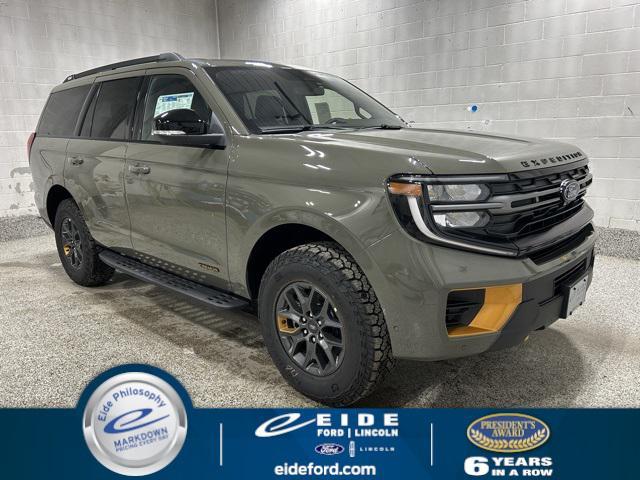 new 2025 Ford Expedition car, priced at $79,735