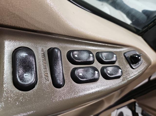 used 2000 Ford F-350 car, priced at $12,000