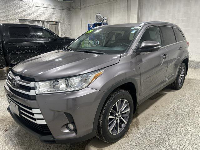 used 2019 Toyota Highlander car, priced at $28,000