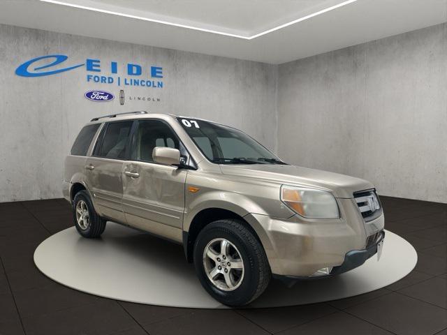 used 2007 Honda Pilot car, priced at $2,500