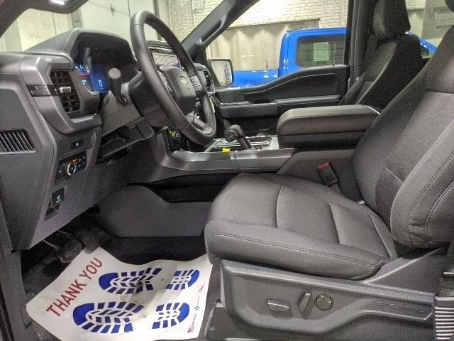 new 2025 Ford F-150 car, priced at $52,737