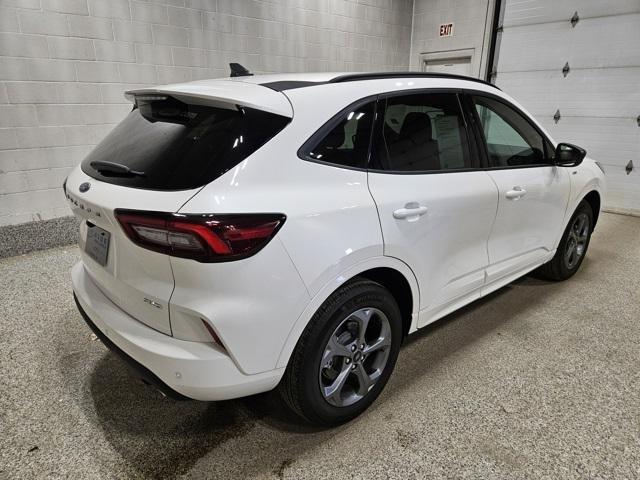 used 2024 Ford Escape car, priced at $25,000