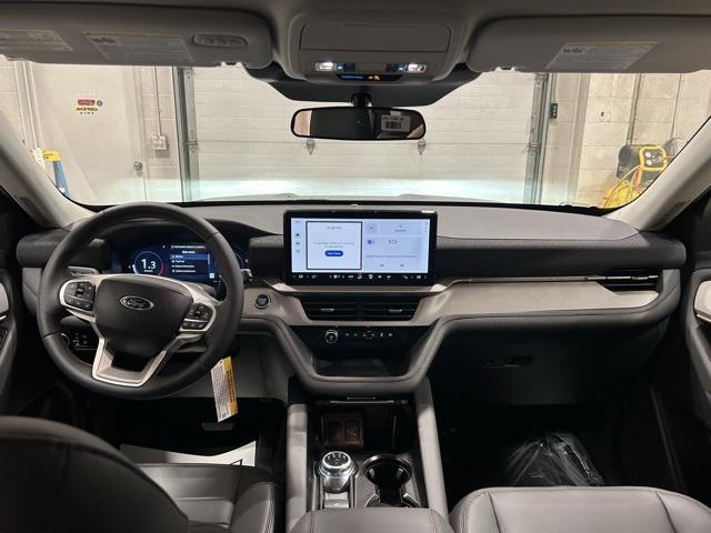 new 2025 Ford Explorer car, priced at $45,073